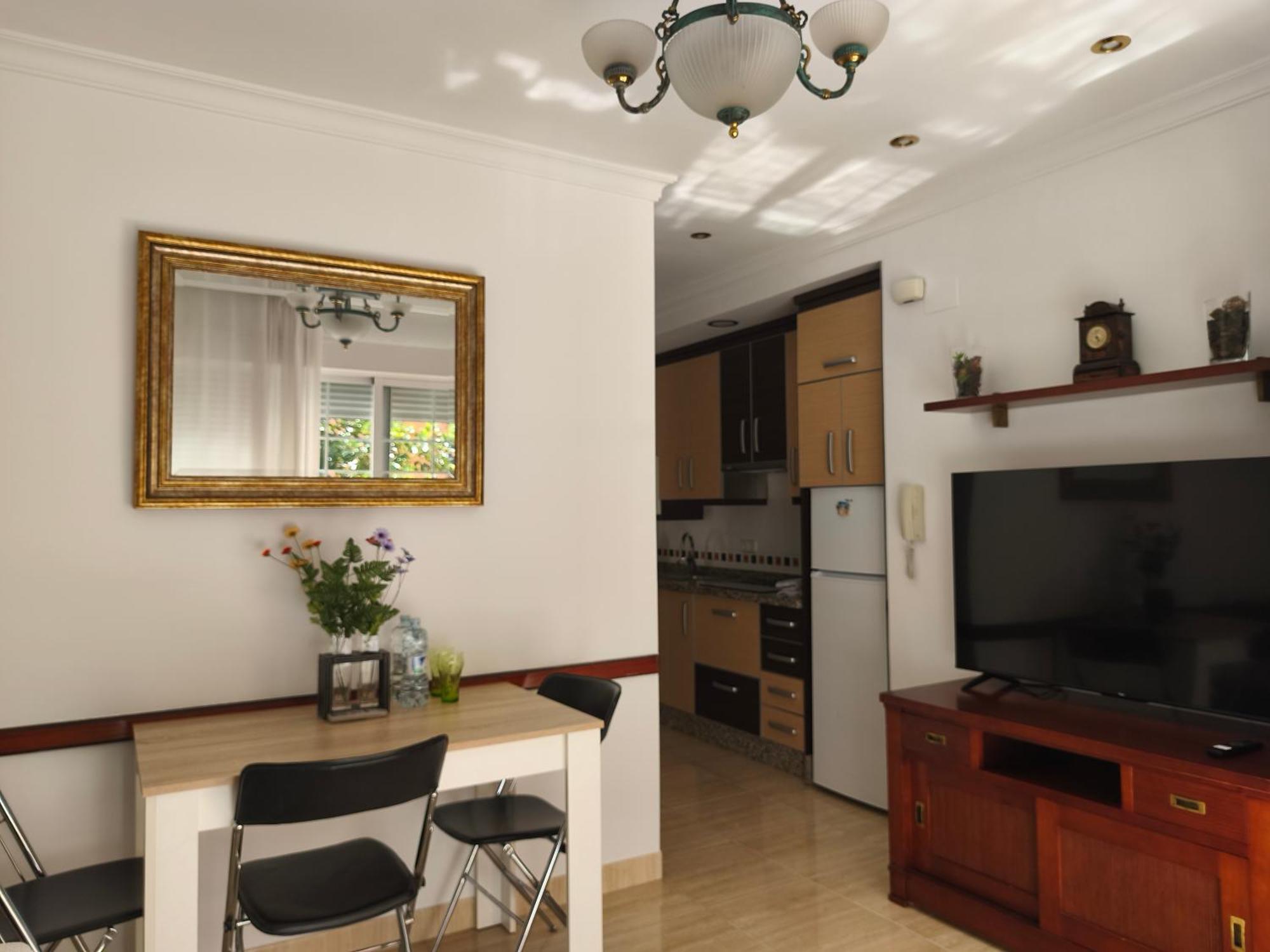 Torremolinos Beach Apartment Екстер'єр фото